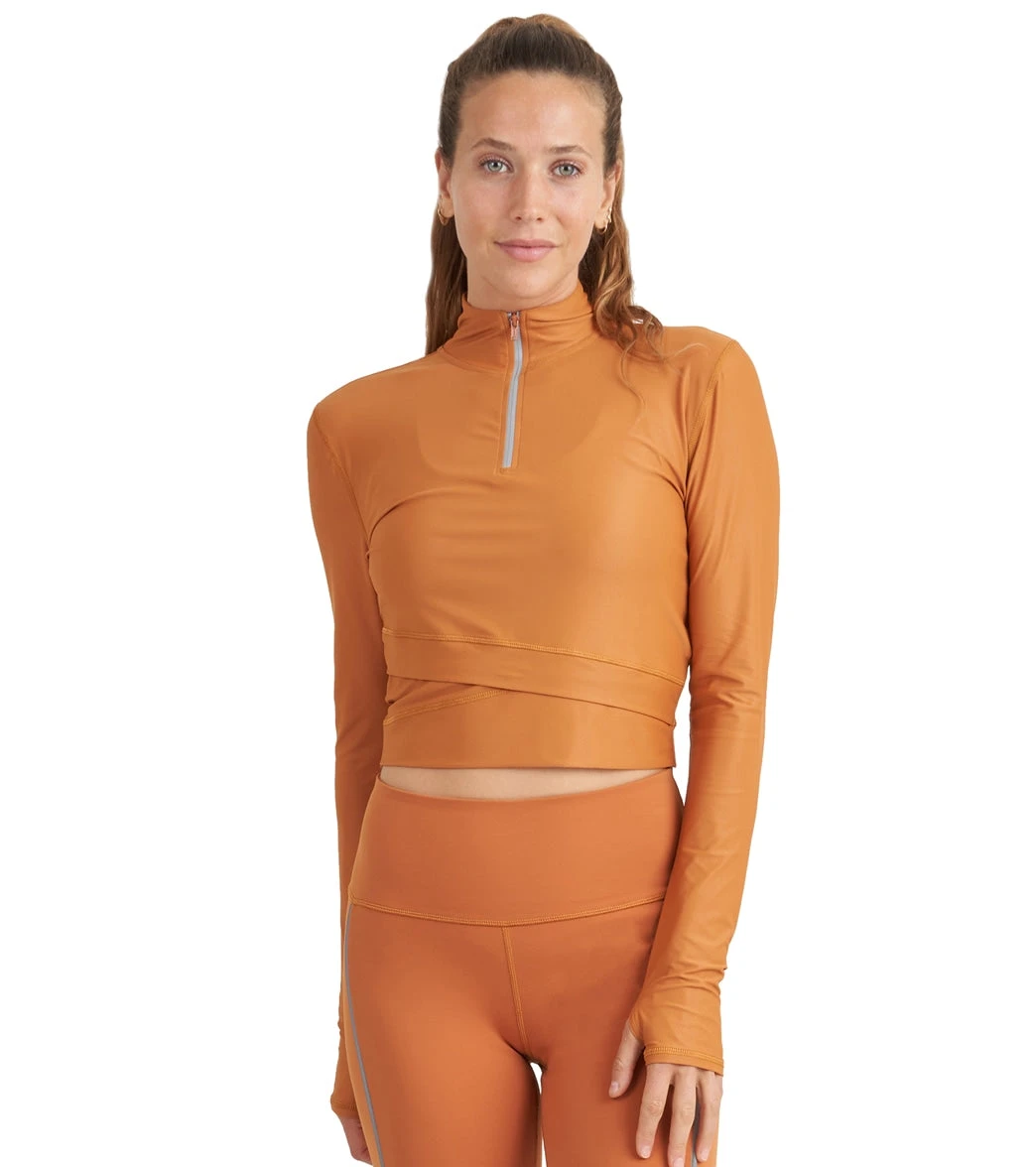 Thrive Societe Reflective Zip Crop Top 6 Thrive Societe Reflective Zip Crop Top - Image 4