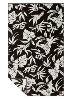 Slowtide Hauke Oversized Beach Towel -Swimwear Outlet 8637957210280 blackwhite