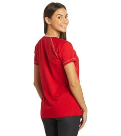 Arena Women's Team Line Short Sleeve V Neck T Shirt 38 Arena Women's Team Line Short Sleeve V Neck T Shirt -Swimwear Outlet 8639630049448 rednologo 3a