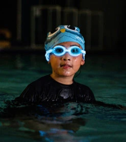 FINIS Kids' FlowGlow Glow-in-the-Dark Goggle 25 FINIS Kids' FlowGlow Glow-in-the-Dark Goggle -Swimwear Outlet 8641241907368 blueglow 4a