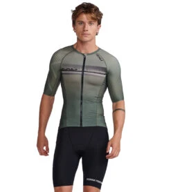 2XU Men's Aero Tri Sleeved Top -Swimwear Outlet 8642042429608 alpineperiscope