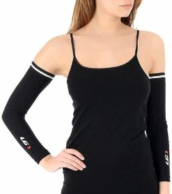 Louis Garneau Cycling Arm Warmers 2 22 Louis Garneau Cycling Arm Warmers 2 -Swimwear Outlet 8650618994856 black 3a