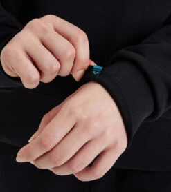 Arena Unisex Solid Crewneck Sweatshirt 31 Arena Unisex Solid Crewneck Sweatshirt -Swimwear Outlet 8651938136232 black 8a