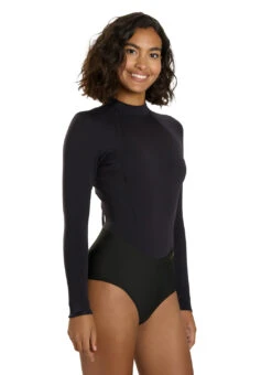 Xcel Women's 2/1.5mm Comp + Long Sleeve Back Zip Spring Wetsuit 14 Xcel Women's 2/1.5mm Comp + Long Sleeve Back Zip Spring Wetsuit -Swimwear Outlet 8652625019048 black 2a