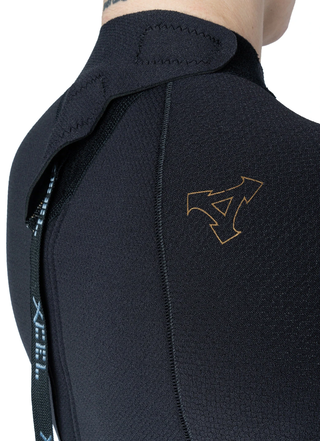 Xcel Women's 2/1.5mm Comp + Long Sleeve Back Zip Spring Wetsuit 9 Xcel Women's 2/1.5mm Comp + Long Sleeve Back Zip Spring Wetsuit - Image 7