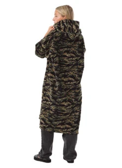 Slowtide Major Everyday Chilling Fleece Poncho 11 Slowtide Major Everyday Chilling Fleece Poncho -Swimwear Outlet 8934465142952 multi 2a